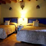 Hotel Ana Catalina & Suites